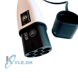 Adapter Mennekes Type 2 til Schuko 250V 16A.