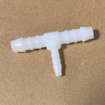 Benzin-T-Stück 8x5x8