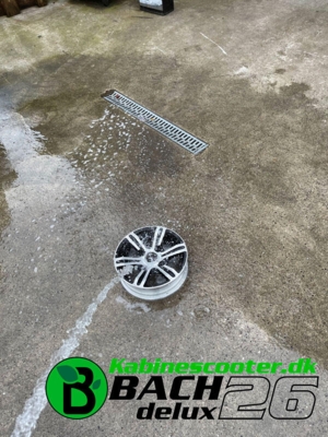 efter alurens har virket vask fælg med rent vand.